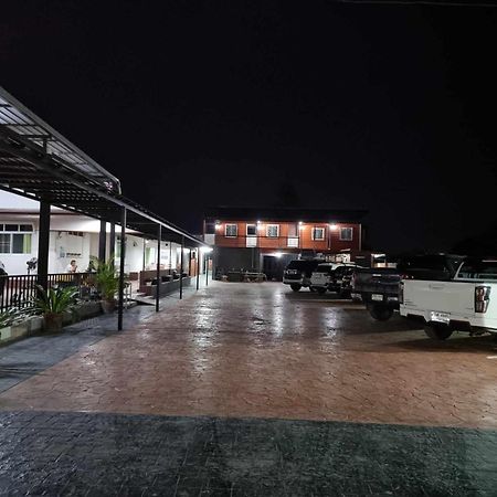 Baan Sabaijai Resort That Phanom المظهر الخارجي الصورة