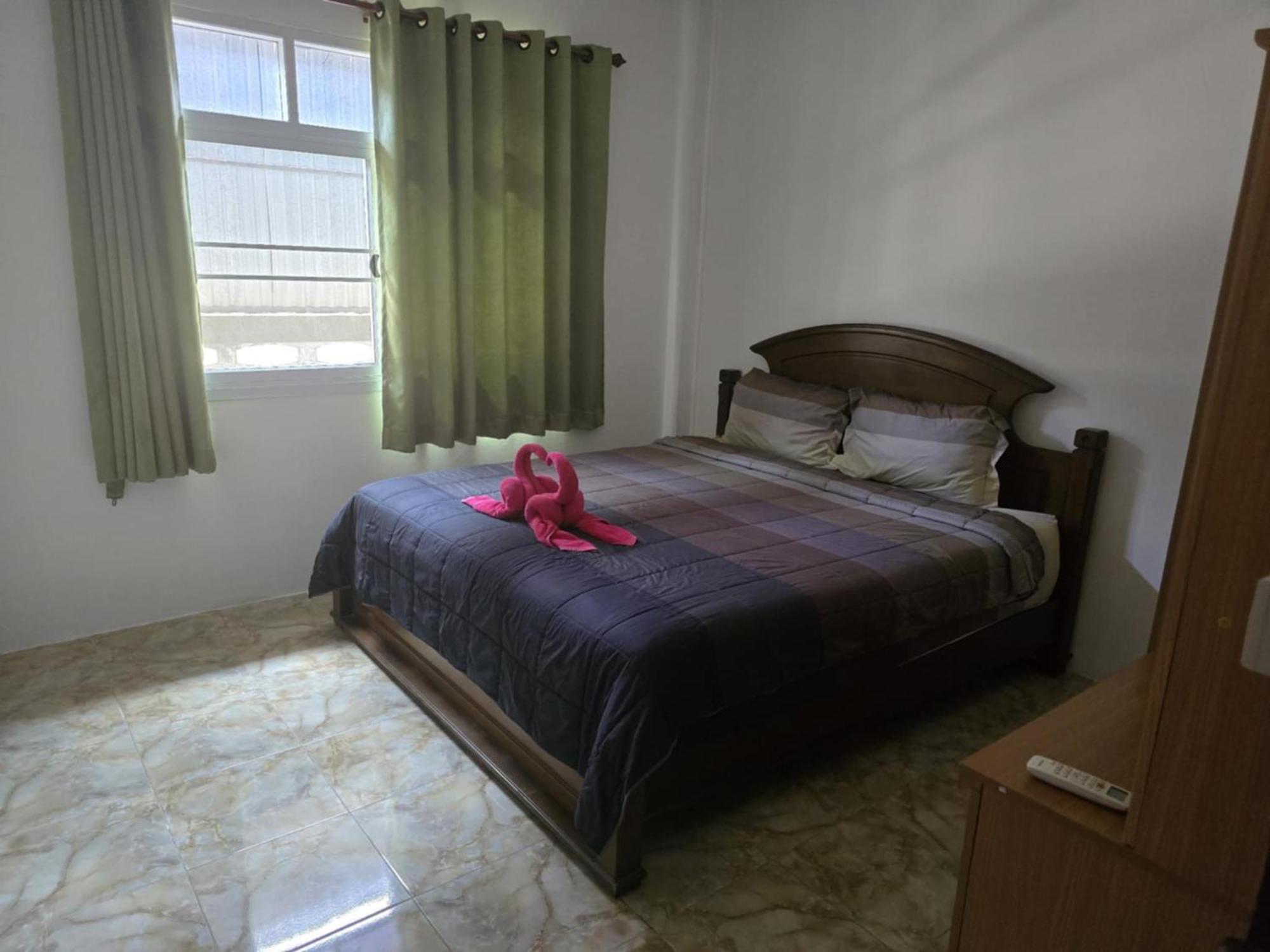 Baan Sabaijai Resort That Phanom الغرفة الصورة