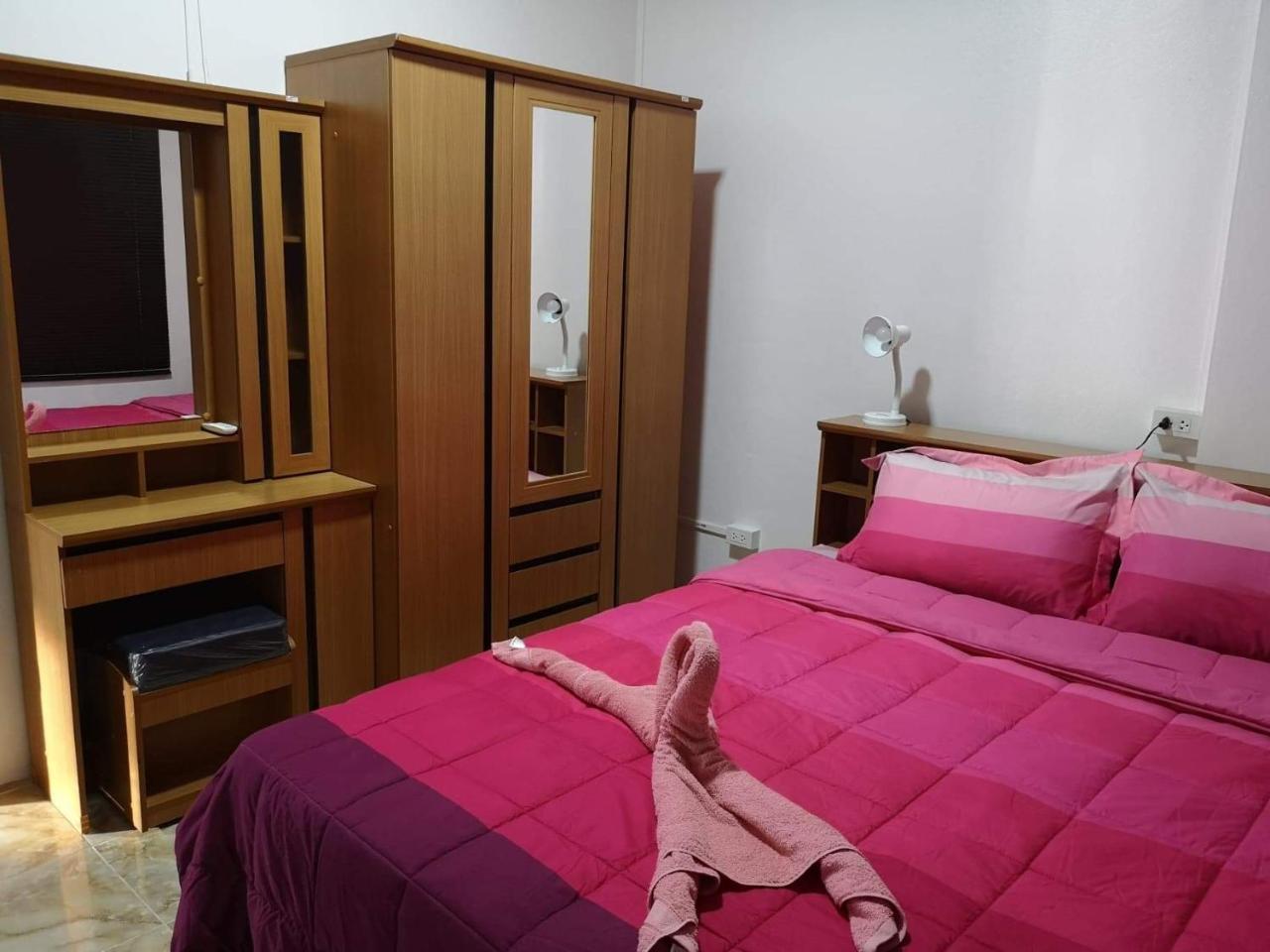 Baan Sabaijai Resort That Phanom المظهر الخارجي الصورة