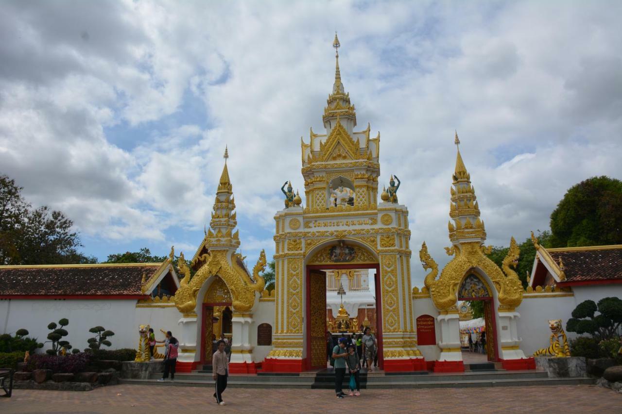Baan Sabaijai Resort That Phanom المظهر الخارجي الصورة